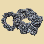 SILKY SCRUNCHIE GUMIČKA BÍLÁ <br> - LEOPARD